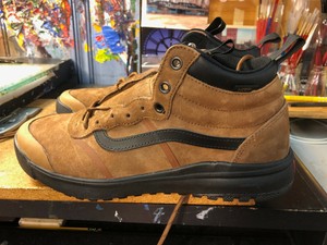 vans ultrarange hi mte dachshund black