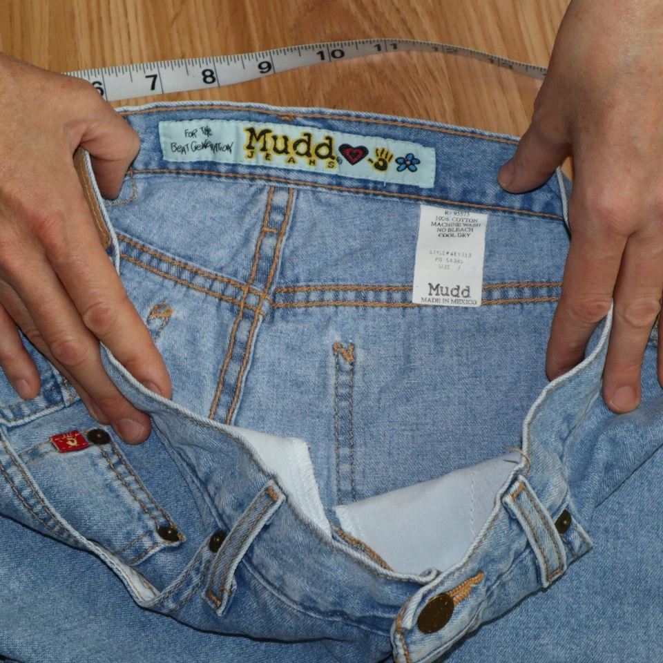 Vintage Mudd Jeans Shorts Y2K Tag 7 Measure 26 Carpenter 2000s Jrs Rare - Image 3 of 4