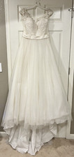 Brooklyn 99 Amy's Wedding Dress David's Bridal Wedding Gown WG3741 IVORY Size 6
