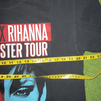 Eminem x Rihanna The Monster Tour 2014 Tee Black T-Shirt Double