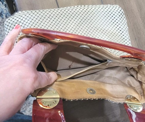Vintage WHITING & DAVIS Beige Mesh Purse Handbag w Lucite Tortoise Shell Handles - Picture 12 of 17