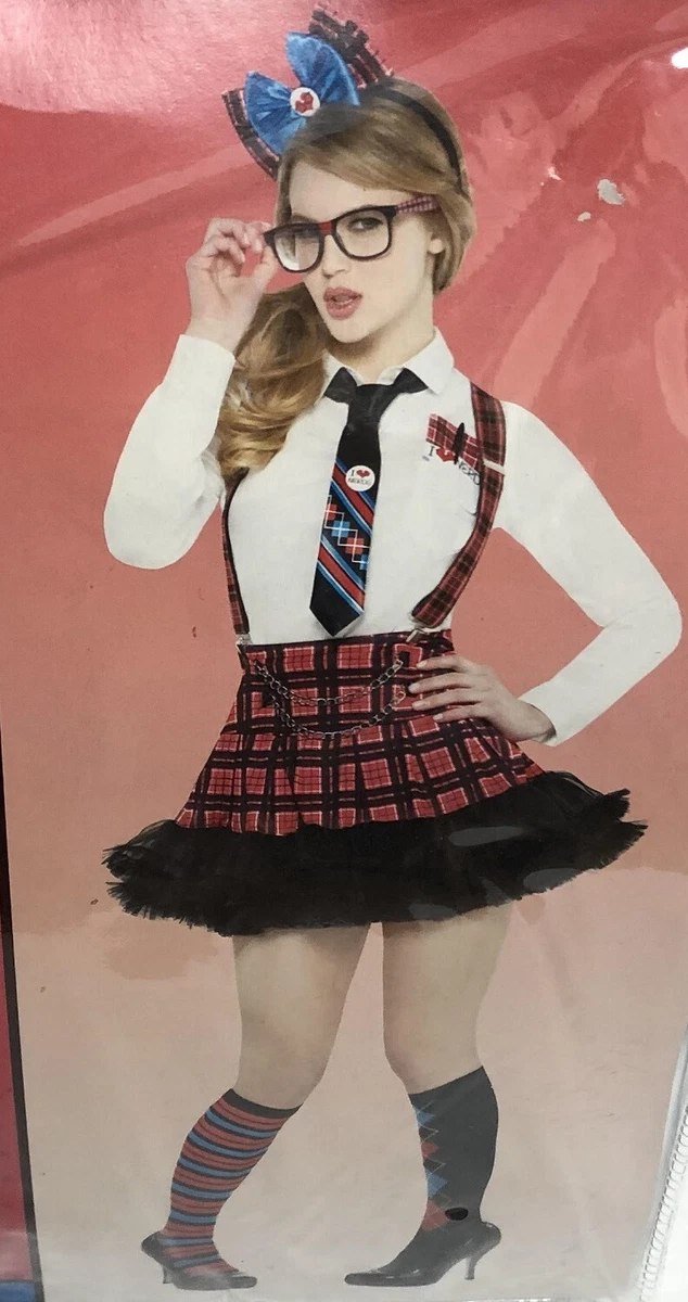 How To Dress For Nerd Day At School Girls