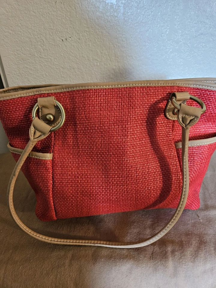 Bolso de Mano Giani Bernini Rojo Tostado Tejido Acento Trenzado con Logo Dije Cuentas Para Mujer  Foto 2 de 4