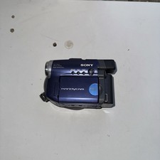Sony HandyCam DCR-DVD101 Mini DVD Camcorder Blue W Battery No Charger