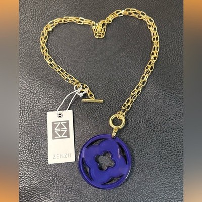 ZENZII NWT Clover Gold Tone and Blu-rple Pendant Necklace