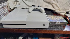 Microsoft Xbox One Blanche Modèle 1540 Limited édition et 3 jeux