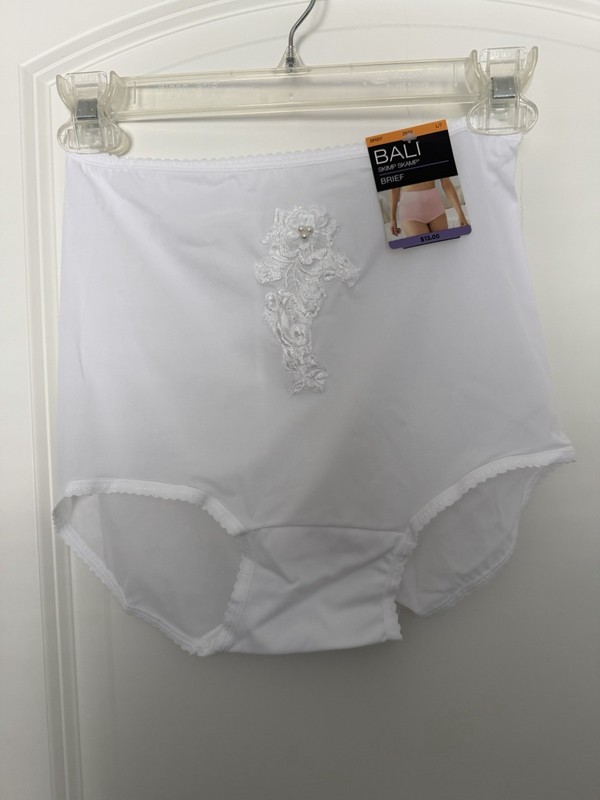 NWT Bridal Panties Bali 2633 Skimp Skimp  Brief Size 7 with VTG Lace