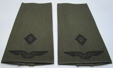 KLETT Rangabzeichen Luftwaffe Leutnant schwarz/oliv Bw Schulterklappen
