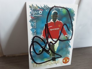 MANCHESTER UNITED ANDY COLE Hand Signed Futera Football trading card