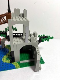 LEGO Castle: Forestmen's Crossing 6071 (1990)  Retired. See description LOT B