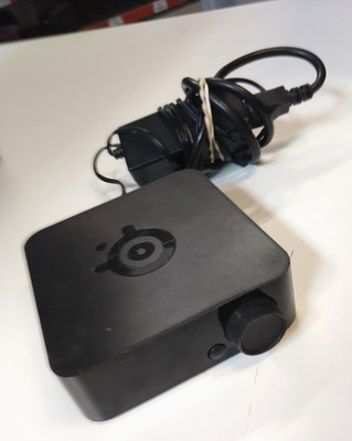 SteelSeries Arctis Nova Pro Wireless Transceiver BaseStation HS-00014TX (12a/b3)