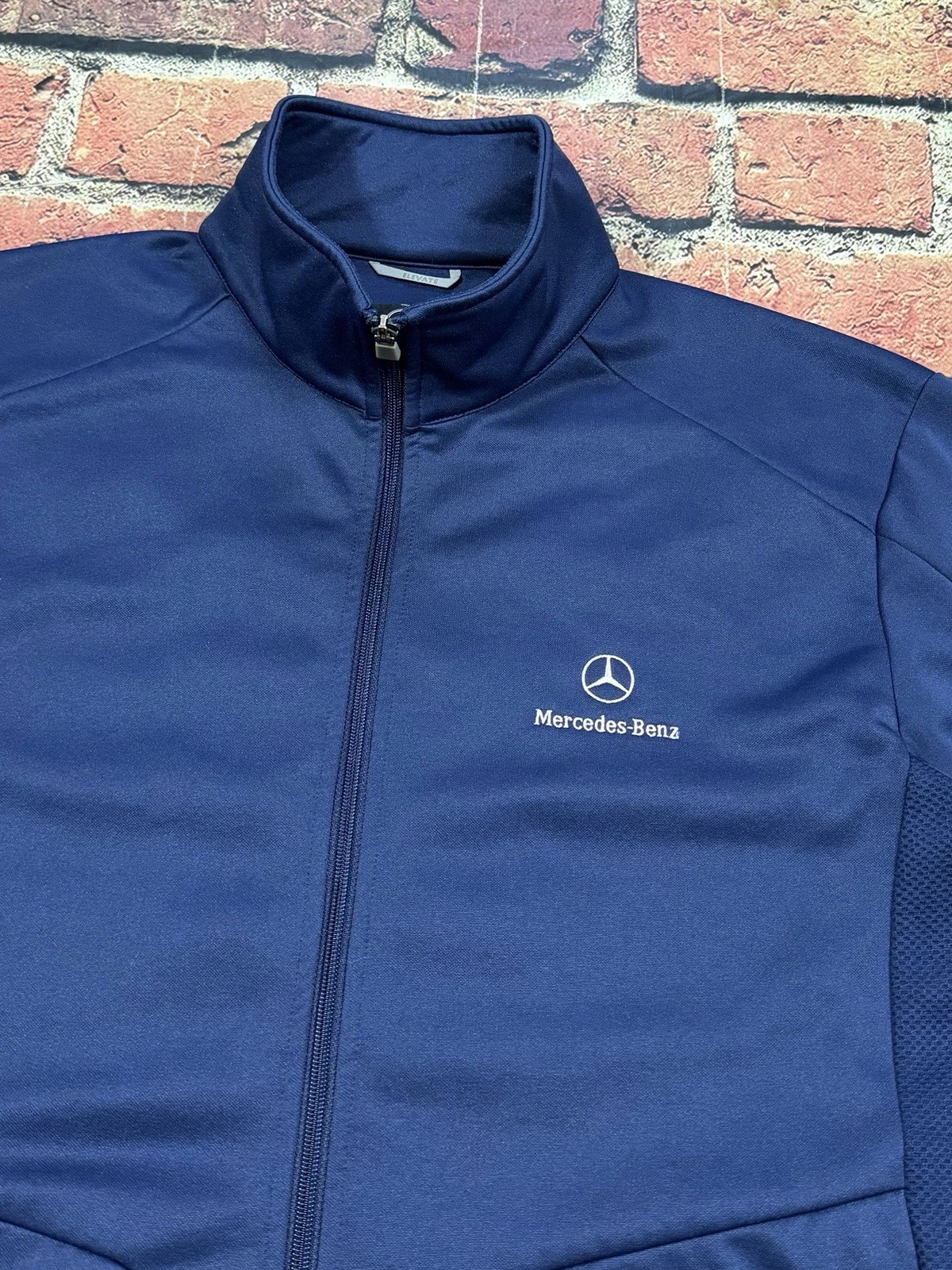 Mercedes-Benz Navy Blue Softshell Full Zip Performance Jacket Men’s Large - product detail image 6