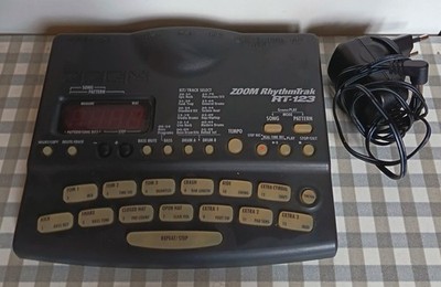 Vintage: ZOOM RhythmTrak RT-123 Drumbox - Japan CA11