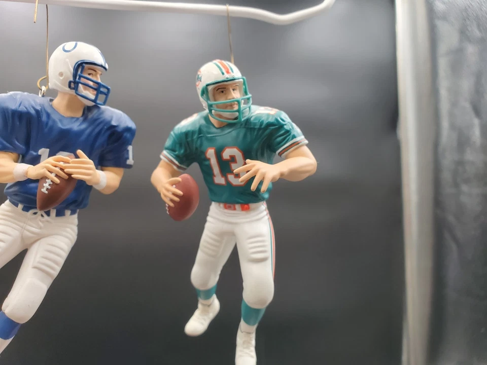 Hallmark Keepsake Ornaments NFL Football Legends 6 Quarterbacks & Jerry Rice - Image 2 of 4