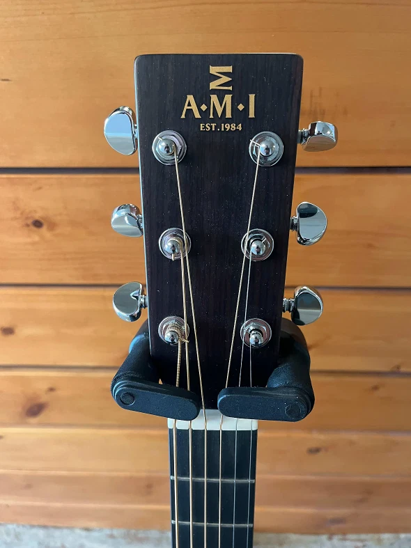 Guitarra acústica Sigma AMI con pastilla K&K Foto 2 de 4