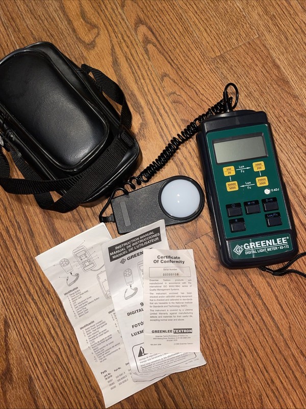 Greenlee 93-172 50000 LUX Color and Cosine-Corrected Digital Light Meter GUC