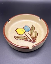 Vintage Mid-Century Modern Stoneware Ashtray – Floral Art Pottery Round Design