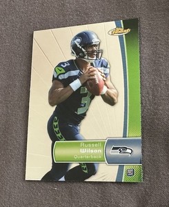 2012 Topps Finest - Russell Wilson #140 (RC)