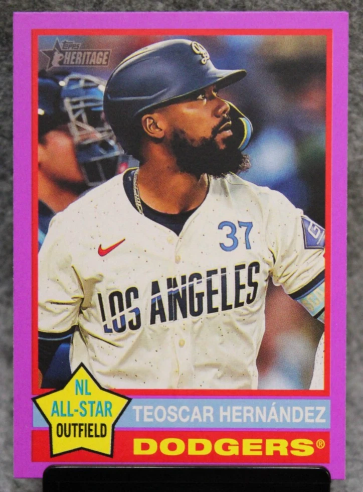 2025 Topps Heritage Teoscar Hernandez Dodgers #395 Light Purple Border