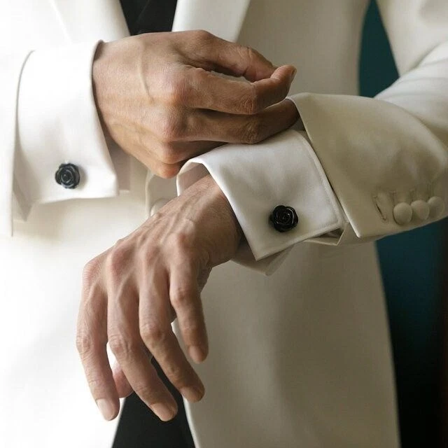 Gemelos hechos a mano rosa negra flores novios padrino regalo padrinos boda Foto 2 de 2