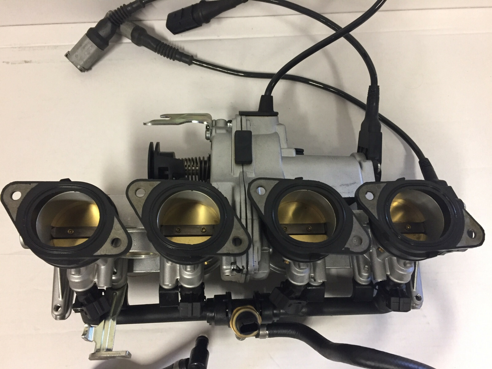 BMW K46 S1000RR Einspritzanlage Drosselklappe 