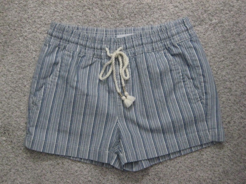 LOFT Blue and White Chambray Stripe Tie Waist Shorts XS NWT