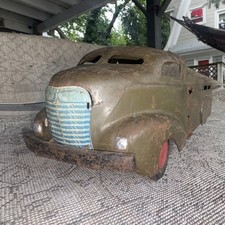 Vintage Wyandotte Shark Nose Metal Toy Wrecker Truck missing winch