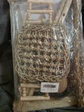 Fournitures pour oiseaux