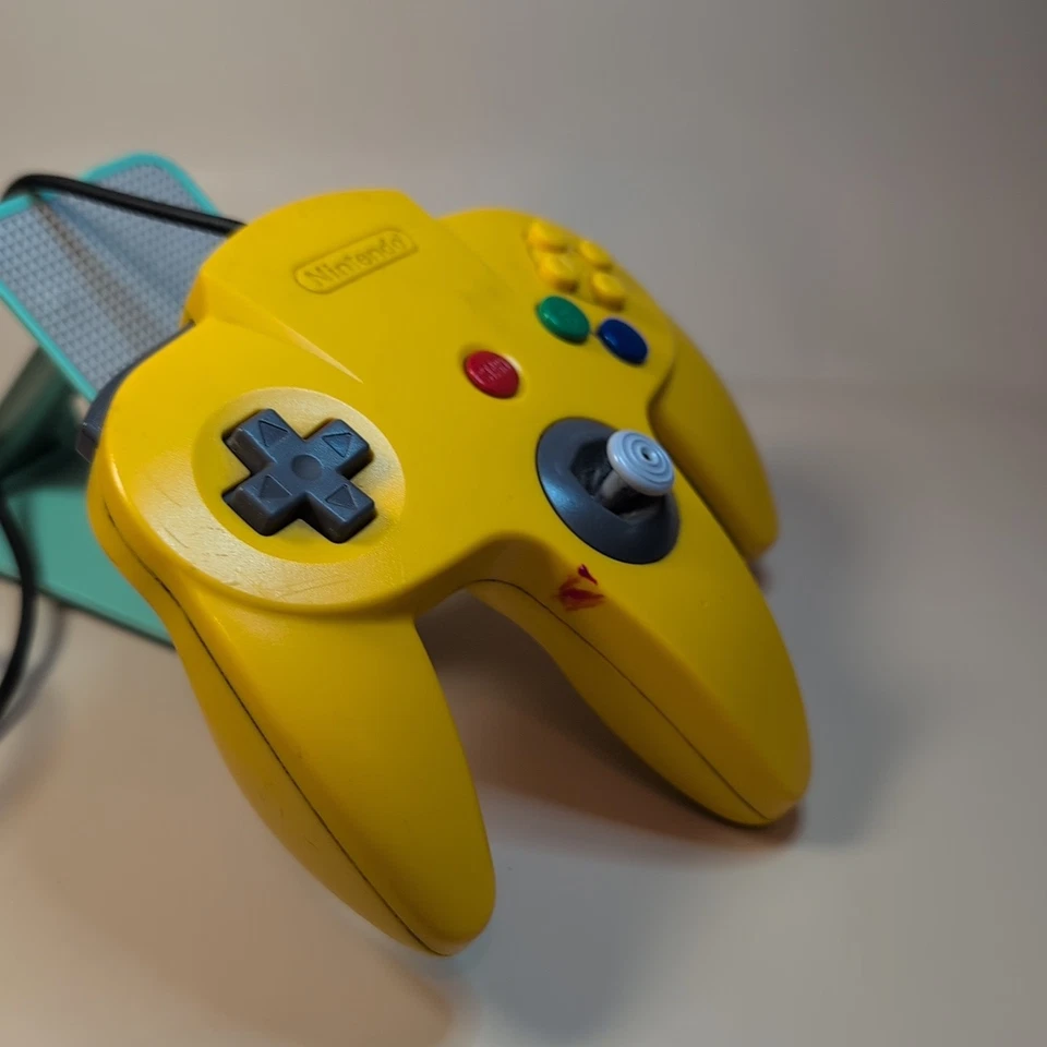 Mando Original Nintendo 64 N64 NUS-005 Amarillo Auténtico Foto 2 de 4