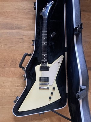 2004 Gibson Explorer  76 Reissue White w/ Locking Tuners + Case - Nice!