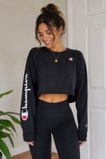 Champion Cropped Sweatshirt Medium Black Long Sleeve Logo Sleeve Spellout