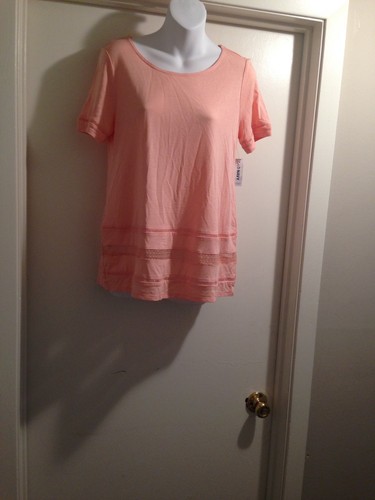 NWT Peach Old Navy Cut Out Top Size XS - Picture 2 of 3