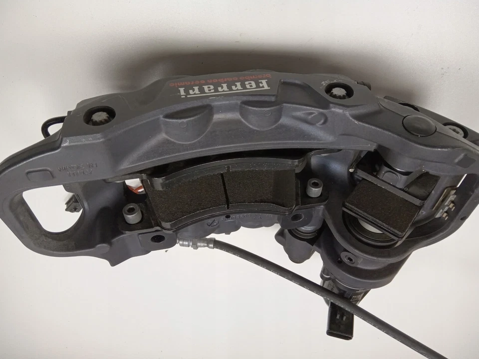 FERRARI 488 458 ITALIA F430 F360 F8 PINÇA DE FREIO TRASEIRA ESQUERDA 20B93205 BREMBO - Imagem 2 de 4