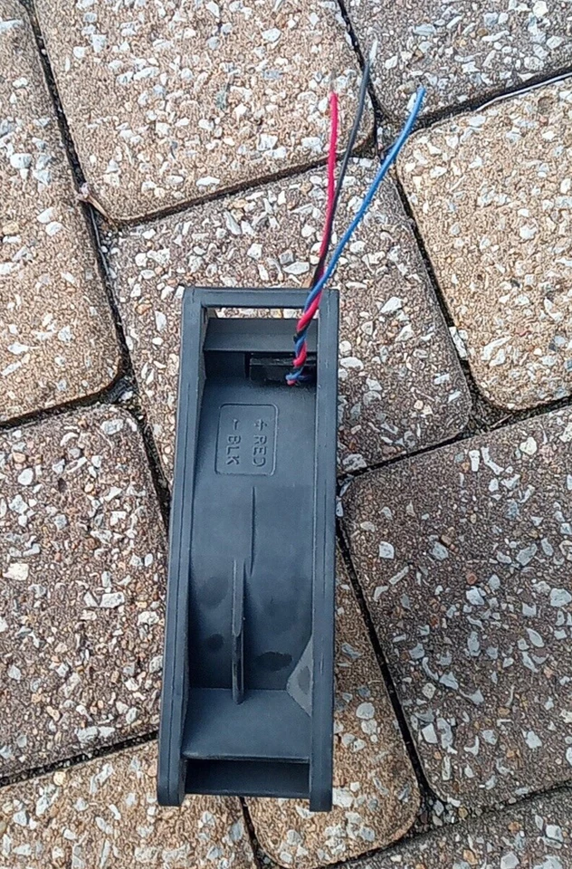 Nidec TA450DC C33211-71A 120x120x38MM 12V 0.49A Thermistor control Fan with Tach - Image 3 of 4