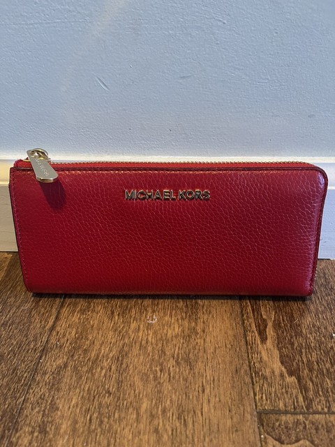 stone mountain purse with charger