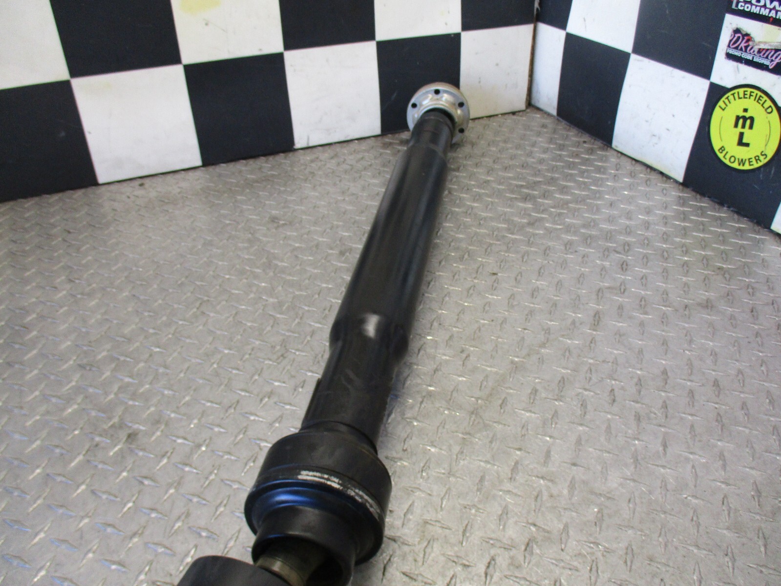 14-17 2017 Maserati Ghibli REAR PROPELLER DRIVERSHAFT ASSEMBLY 8353150174700