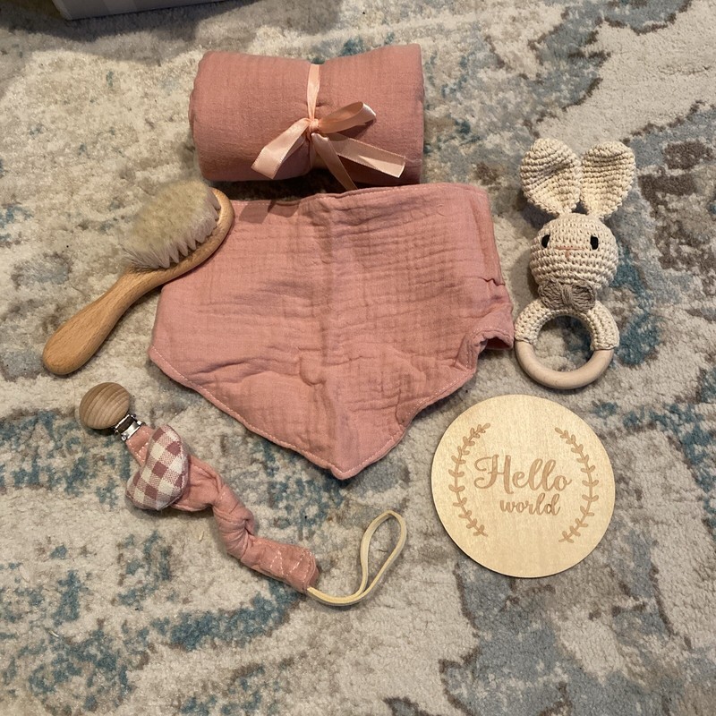 Newborn Baby Welcome Gift Set Girl Gift Box () Bunny