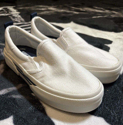 Sperry Men's Size 6 White/Navy Canvas Slip-On Casual Shoes Rubber Sole