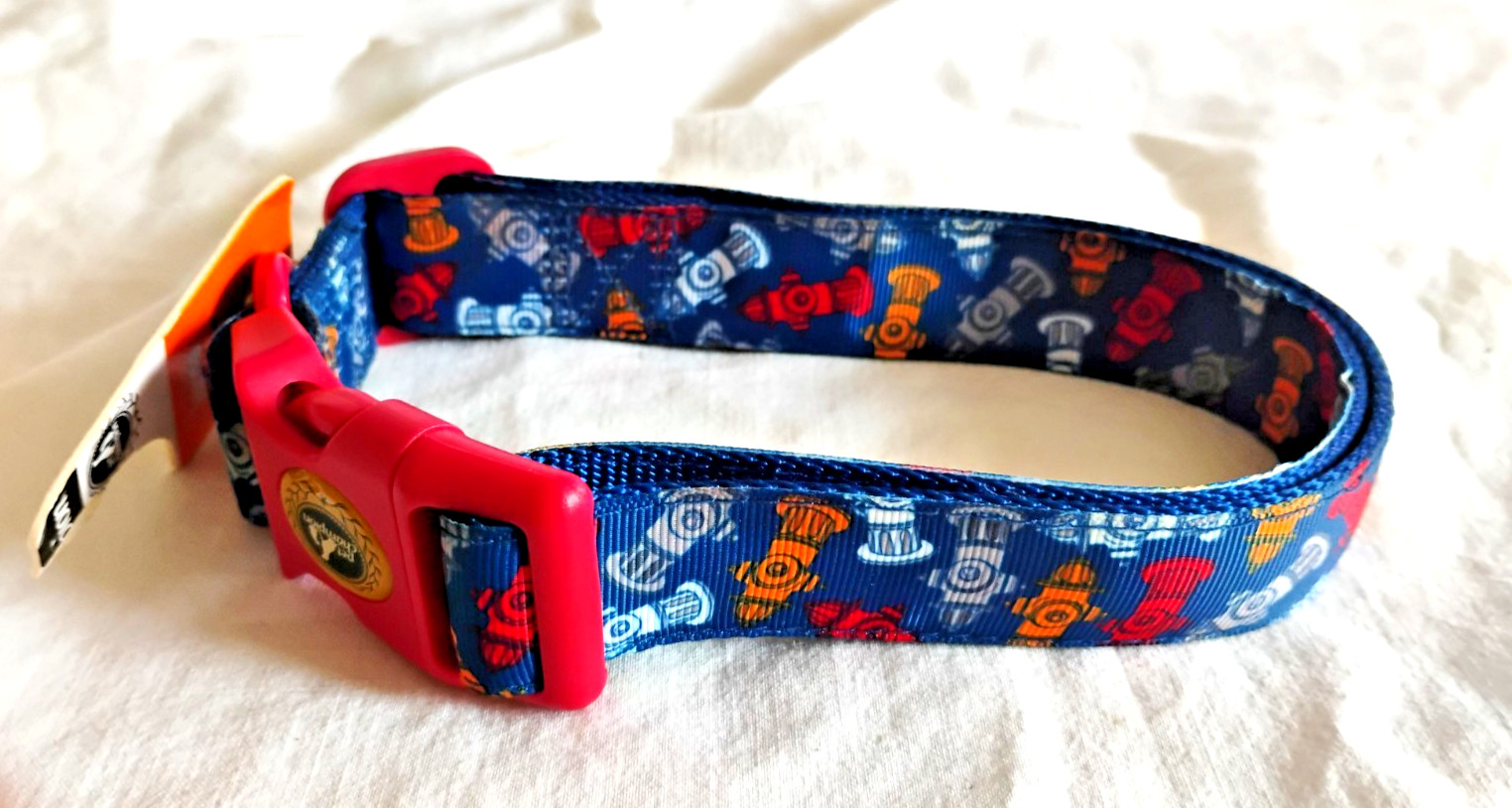 Pet Champion Large Durable Adjustable Collar 1" x 16-26" Fire Hydrant Design