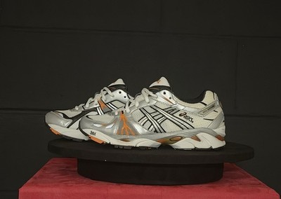 NWT Vtg 2000s Asics Gel-Kayano TN400 Silver Blue Deadstock Y2K Archival NIB 7.5