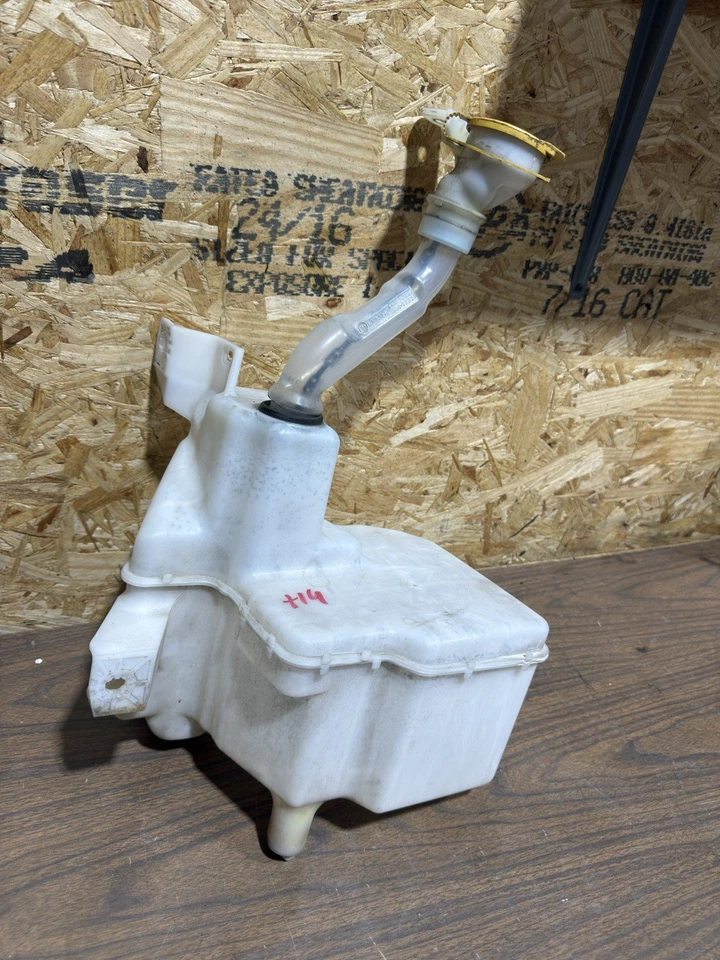 13-16 SCION FR-S 2,0 Л ПОЛНЫЙ ПРИВОД РЕЗЕРВУАР ОМЫВАТЕЛЯ ЛОБОВОГО СТЕКЛА - Изображение 2 из 4