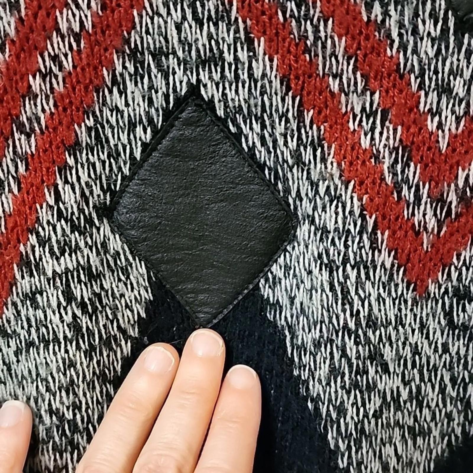 Gitano mens large grey diamond pattern sweater le… - image 4