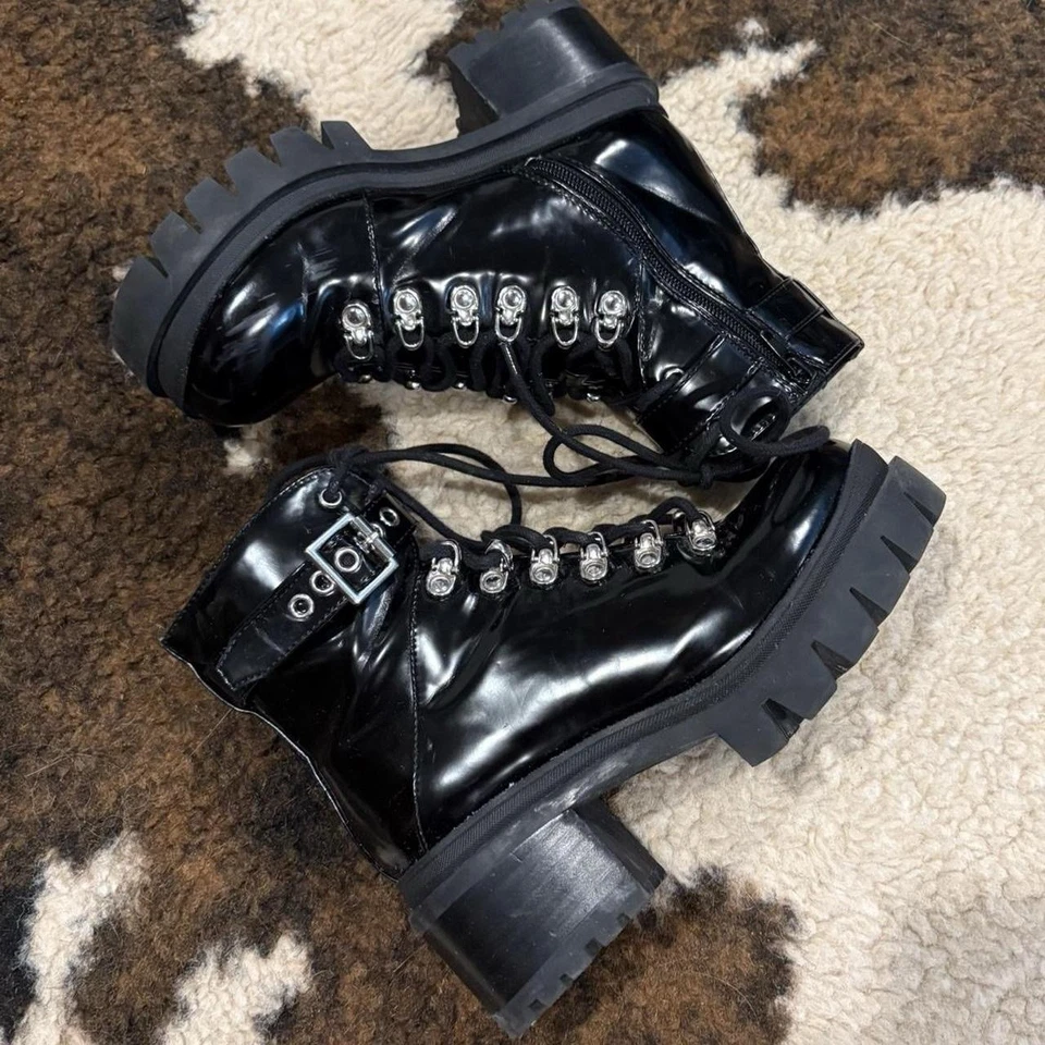 Jeffrey Campbell Czech Black  Patent, Platform Lug Zip/lace Up Buckle Boots Sz 6 - Image 2 of 4