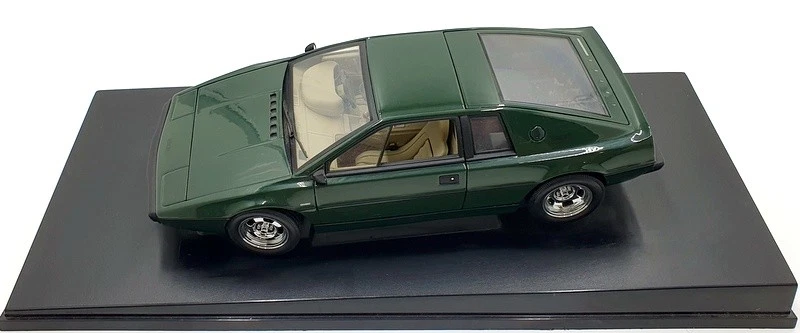 Autoart 1/18 Scale Diecast DC21125Q - Lotus Esprit - Green - Image 3 of 4