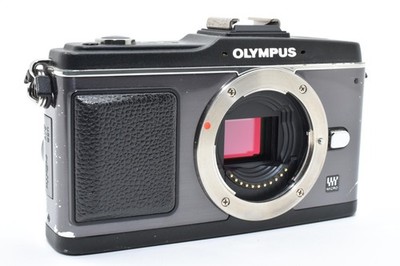 OLYMPUS PEN E−P2 BLACK Olympus PEN E-P2 12.3MP Digital Camera - Black (Kit w/ 14-42mm