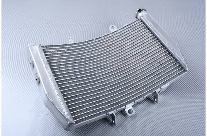 Radiateur eau alu pour Triumph Speed Triple 1050, fini les surchauffes moteur en ville