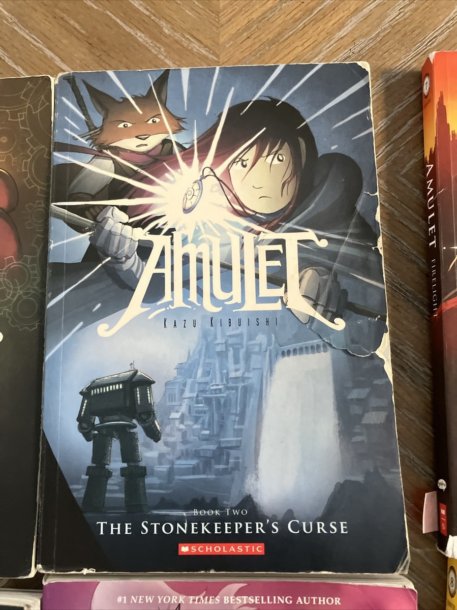 Amulet 全巻セット 1〜8 Kazu Kibuishi Amulet #1-8 Box Set by Kazu Kibuishi