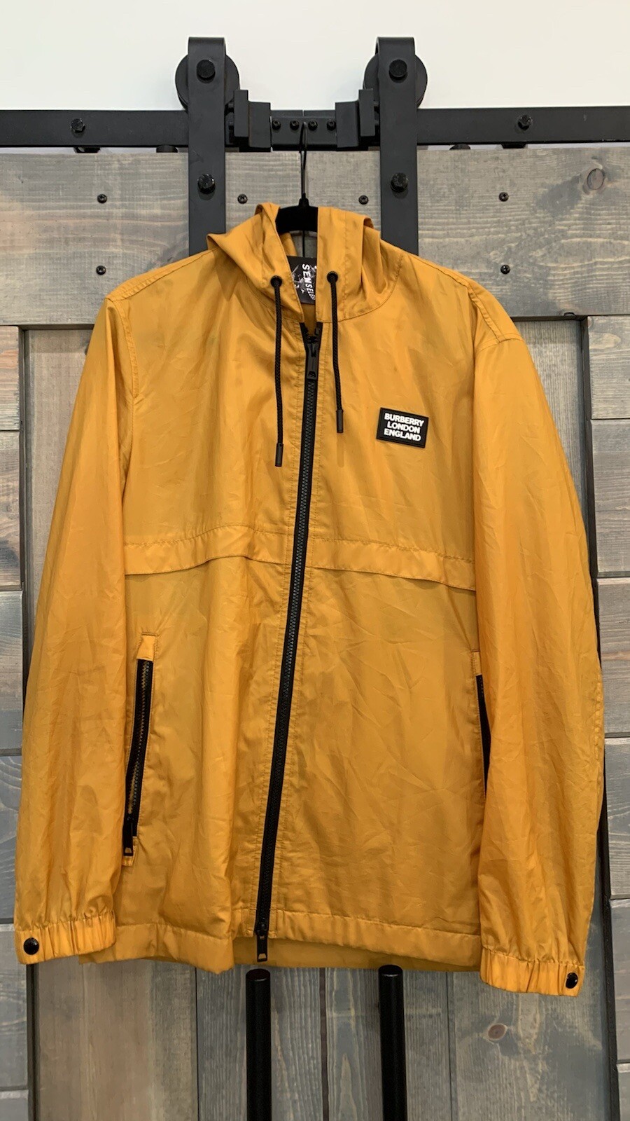 burrbery packable windbreaker appliqué logo Size Sma… Gem