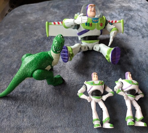 chopping buzz lightyear figure   rex dinosaur and two 2" buzzes