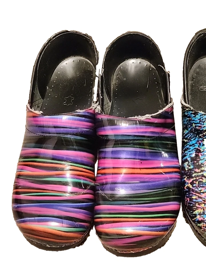 Lote de 2 zuecos Dansko negros neón rayas multicolores para mujer talla 40 defectos de la UE Foto 3 de 4